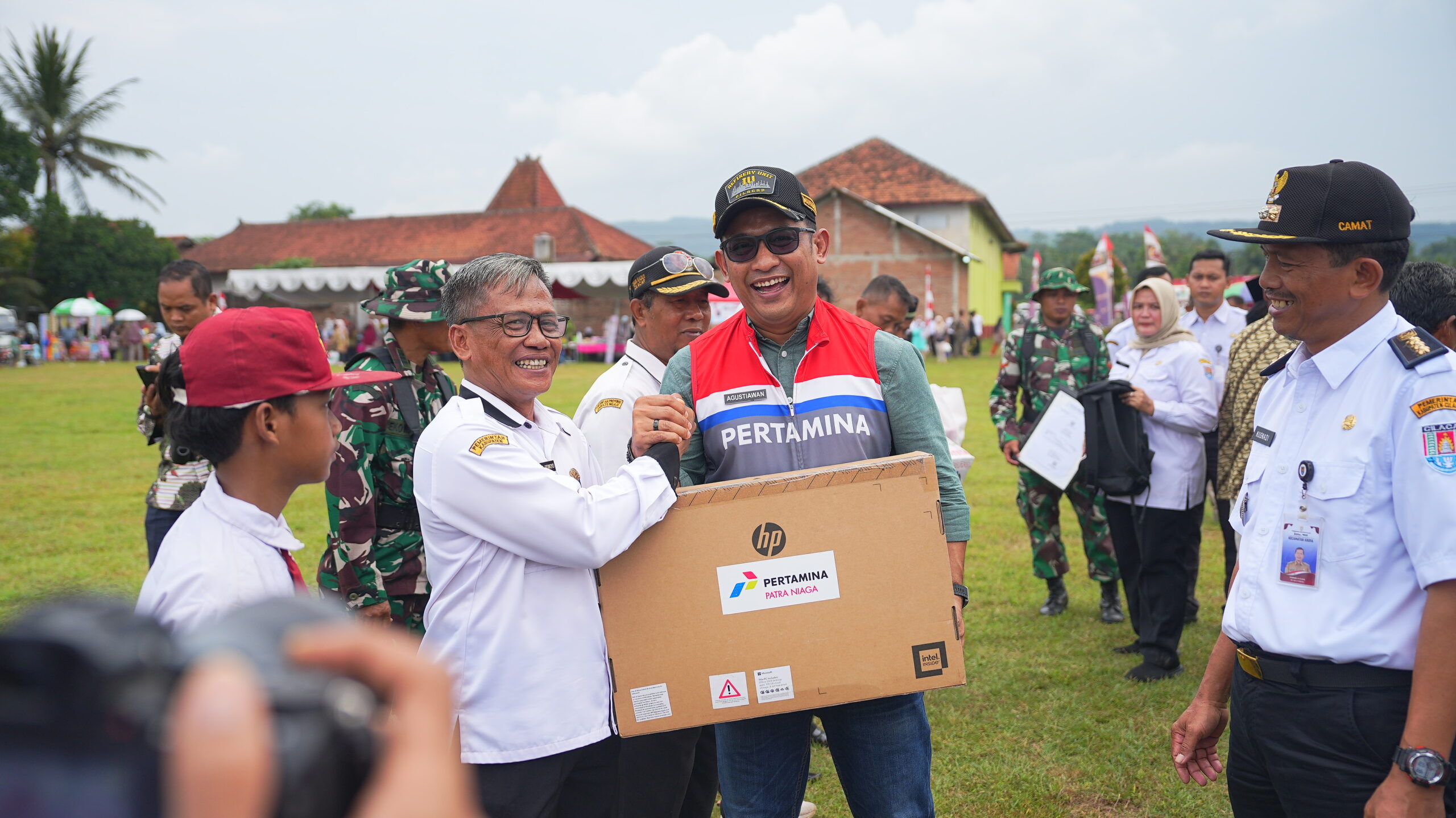 Pertamina Patra Niaga Kilang Cilacap Dukung Layanan Desa di TMMD Buntu