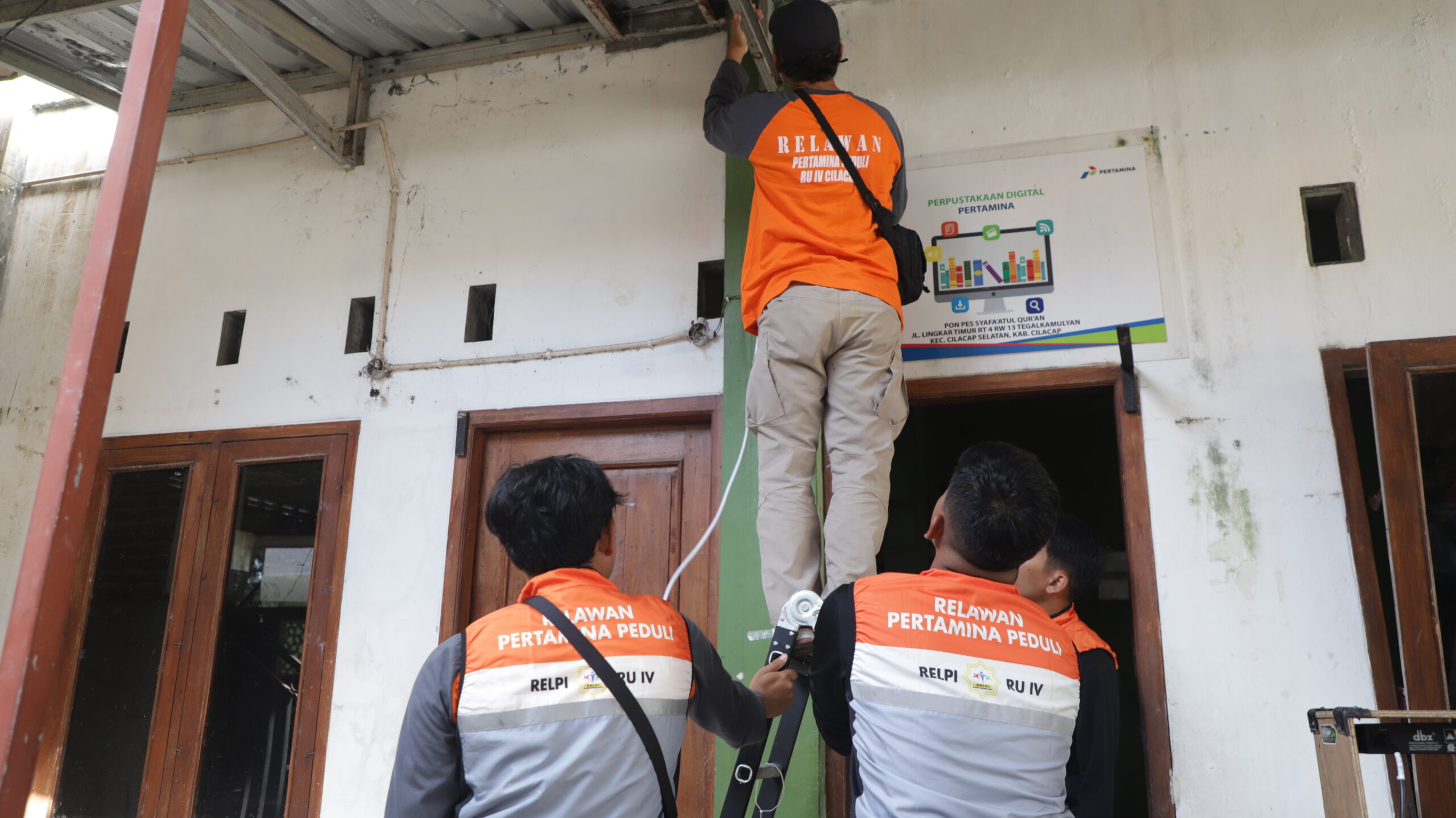 Pelita untuk Santri: Relpi Pertamina Cilacap Hadirkan Listrik Lebih Aman di Ponpes Syafaatul Quran