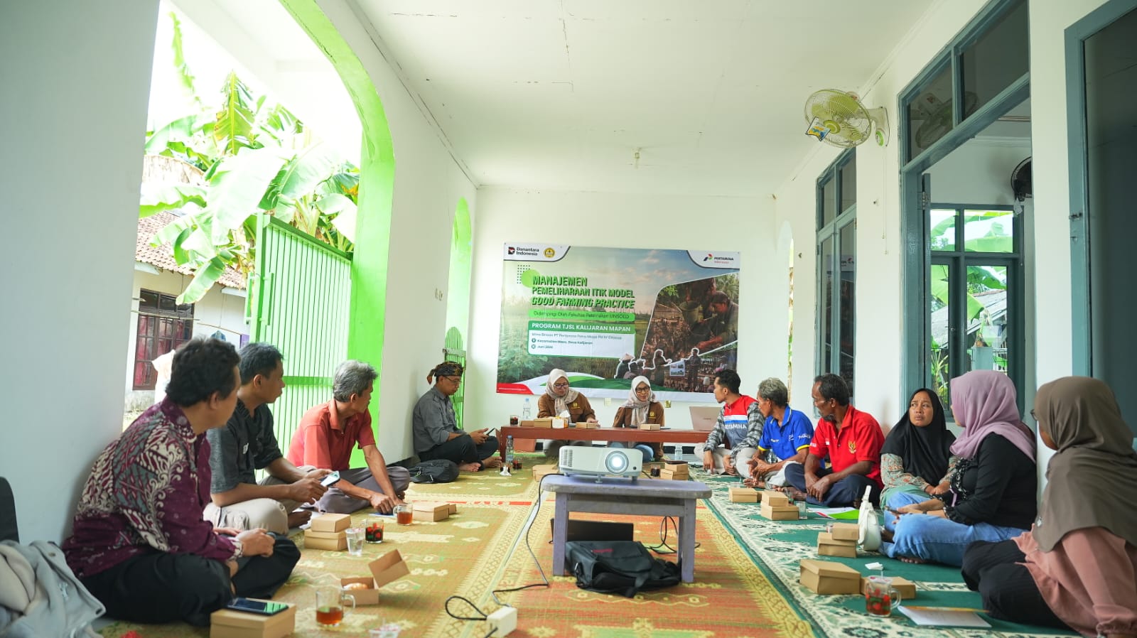 Tingkatkan Kapasitas, Pertamina Patra Niaga Kilang Cilacap Berikan Pelatihan Manajemen Pemeliharaan Itik Berbasis Good Farming Practice