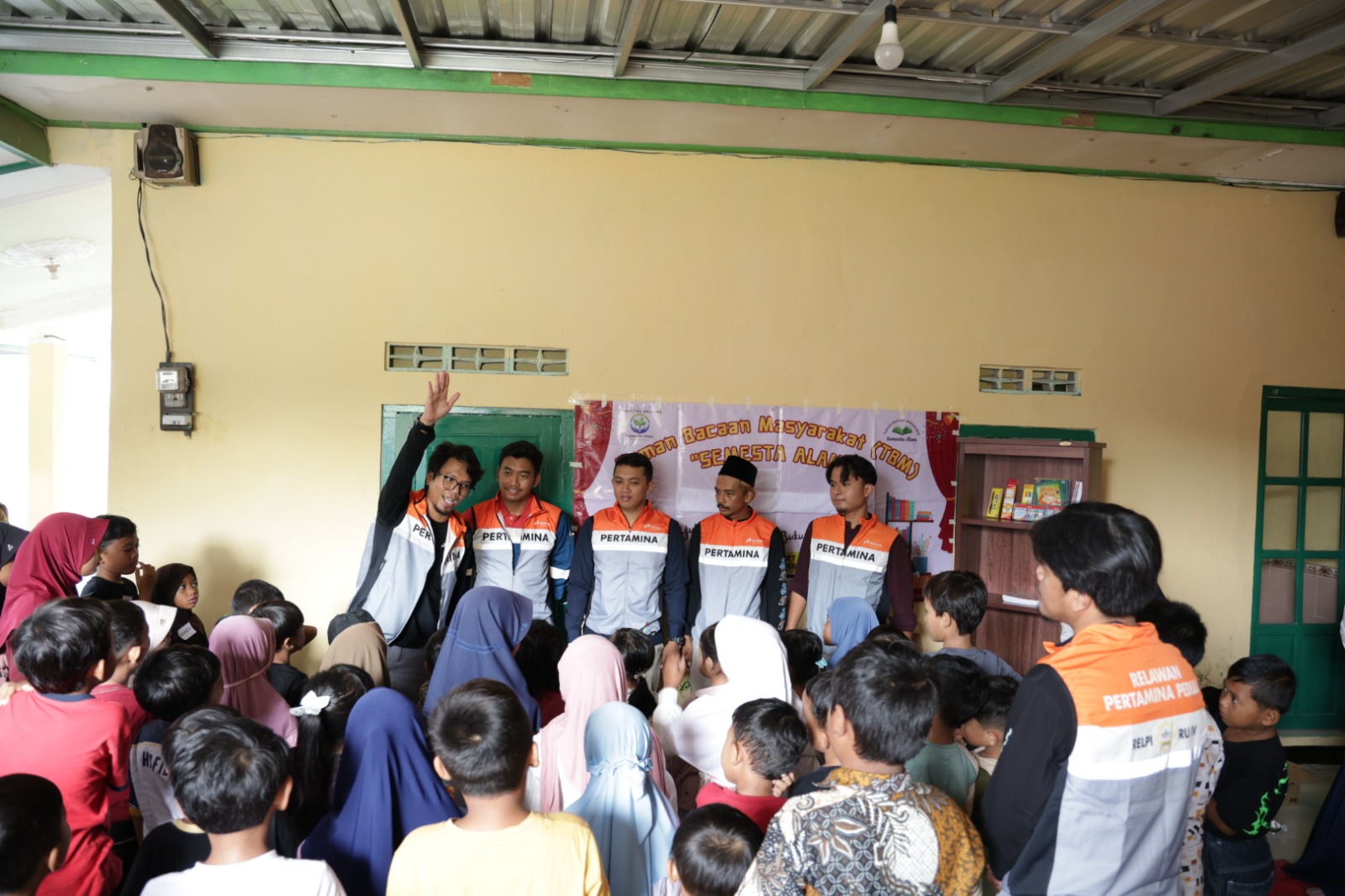 Relpi Cilacap Tebar Energi Barokah, Hadirkan Semangat Belajar bagi Anak-anak Kuripan