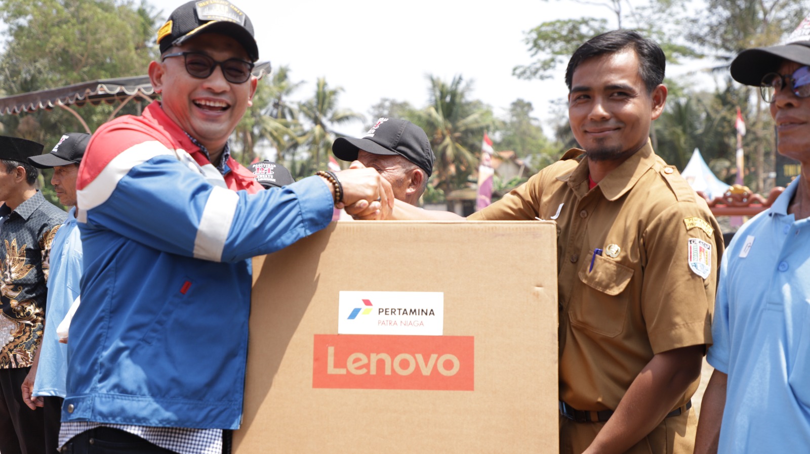 Bersama TMMD, Pertamina Patra Niaga RU Cilacap Bangun Harapan Desa