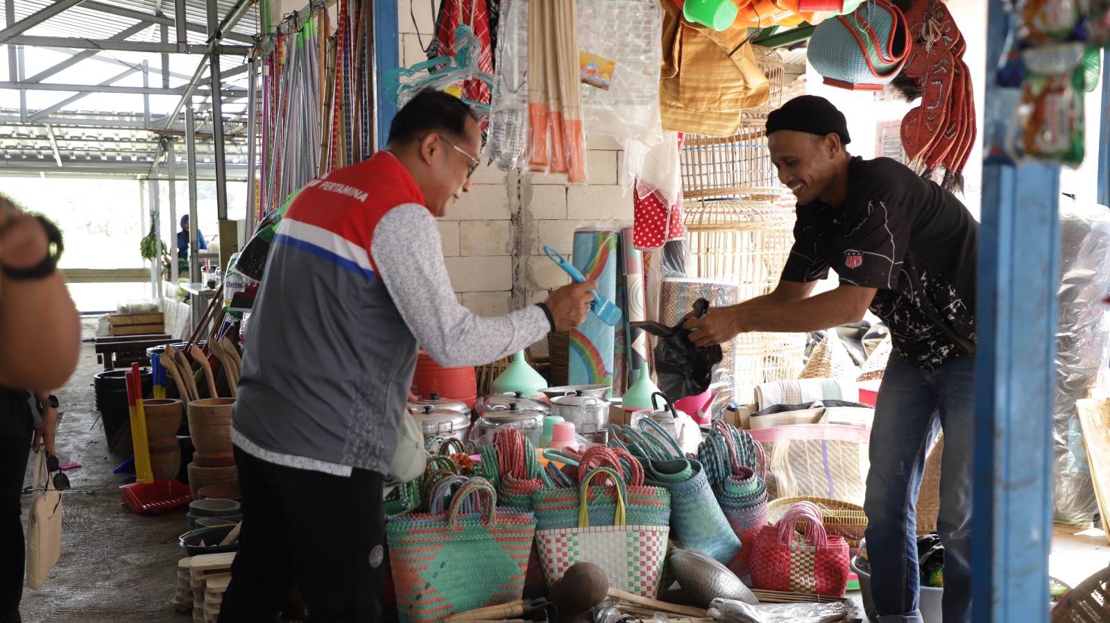 Ekonomi Transformasi Pasar Komunal Binaan Pertamina Patra Niaga RU Cilacap, Denyut Ekonomi & Harapan Warga